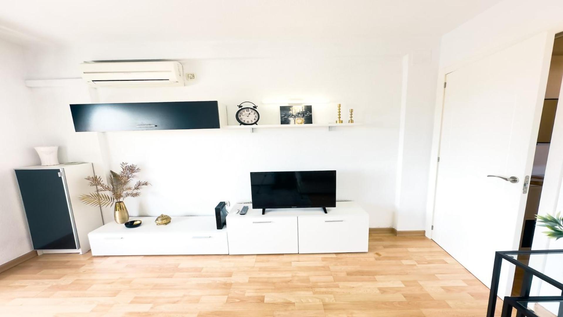Comfy And Cozy Stay Piscis 베날마데나코스타 외부 사진