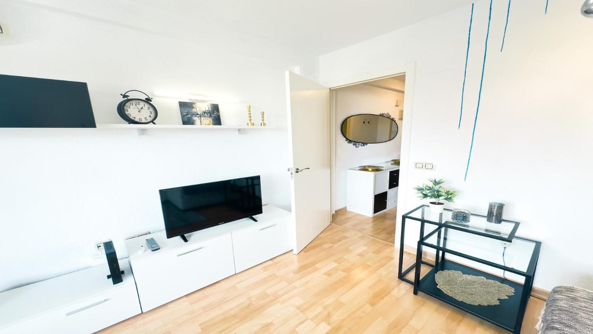 Comfy And Cozy Stay Piscis 베날마데나코스타 외부 사진